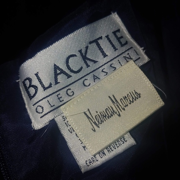 OLEG CASSINI BLACK TIE DRESS - Picture 4 of 6